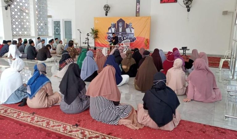 Kaprodi IAT Menjadi Salah Satu Pemateri Qur’an Camp