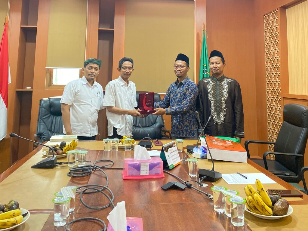 Fakultas Ushuluddin Kunjungi LPMQ Kemenag untuk Perkuat Kerjasama